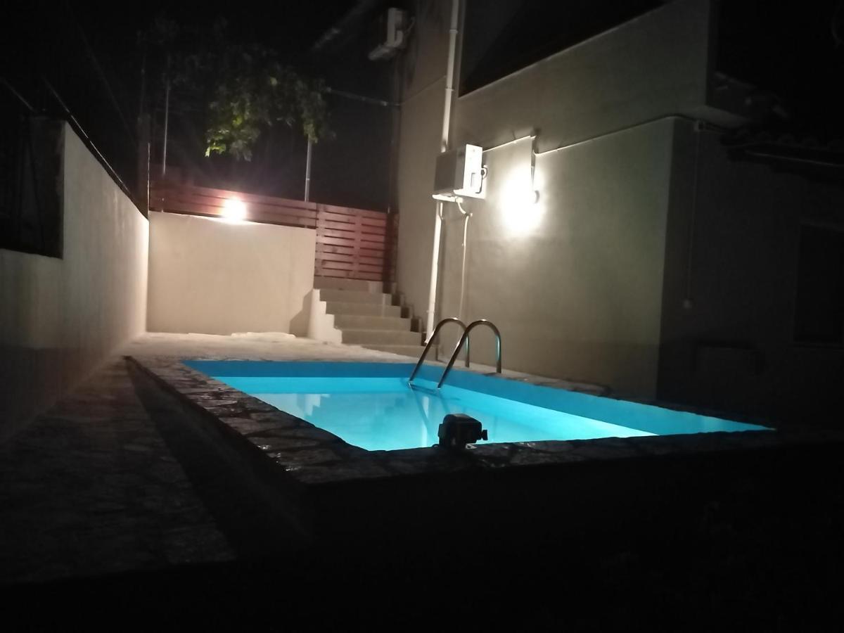 Apartment With Private Pool For Rent In Tzanata Kefalonia Dhimisianáta Esterno foto